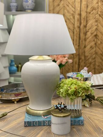 Beyaz Seramik Abajur (60cm) - 1