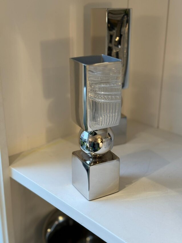 Metal Gövdeli Kübik Tabanlı Vazo 5x19cm - 1