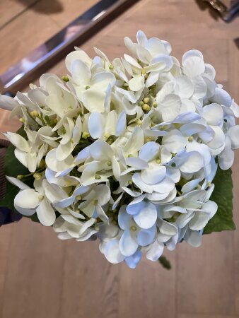 Yapay 1. Kalite Islak Dokulu Beyaz Ortanca (60cm) - 2