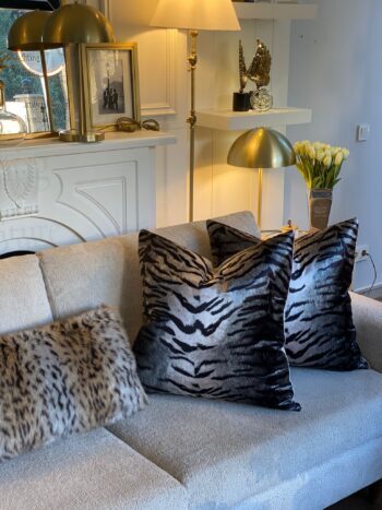 Zebra Desen 60x60 İç Dolgulu Kırlent - 3